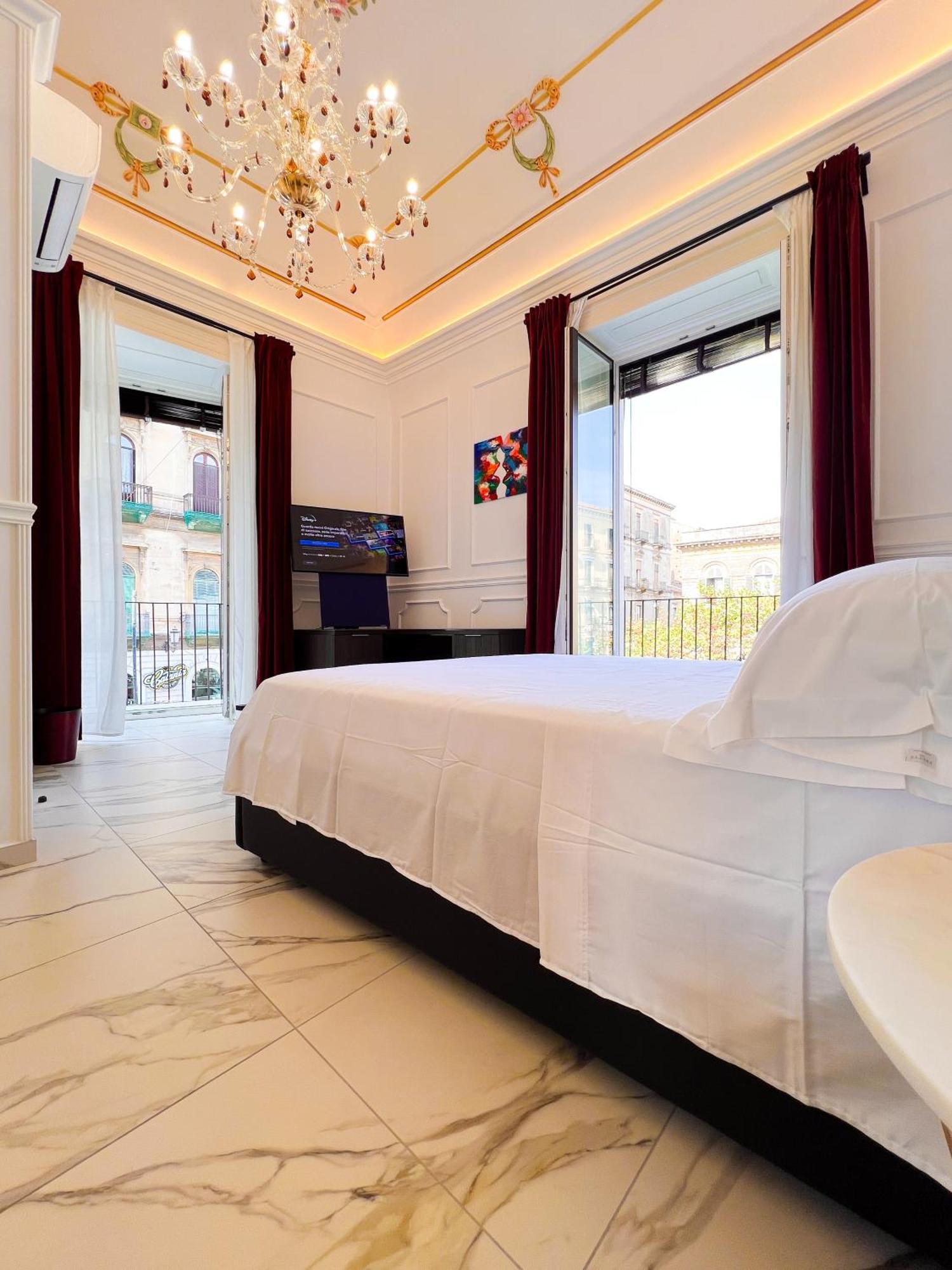 Ricci Palace Suites カターニア エクステリア 写真